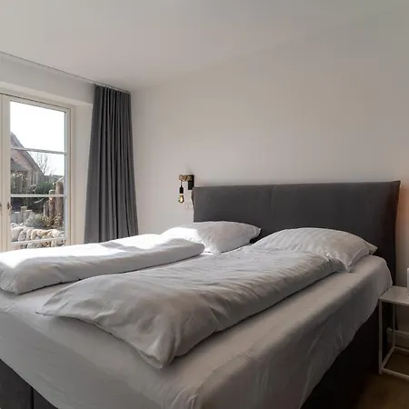 Feriehus Reetdachhaus De Hygge Kaat Reetdachhaus De Hygge Kaat *